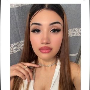 Meet your Posher, Vanessa